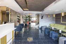 Sky Kamer Hotel