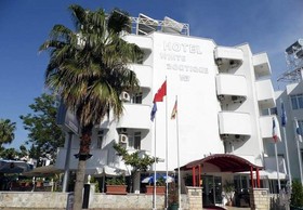 Azuu Hotel