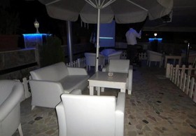 Azuu Hotel