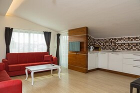 Tema Lara Apart