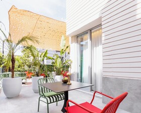 The One Living Hotel