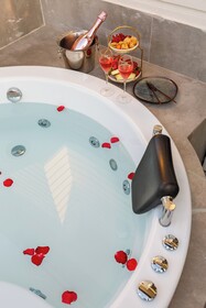 The One Living Hotel