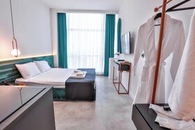 The One Living Hotel