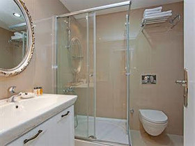 The Room Hotel