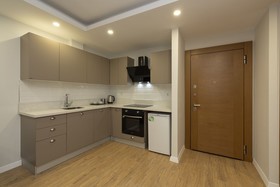 Veranda Beach Suites