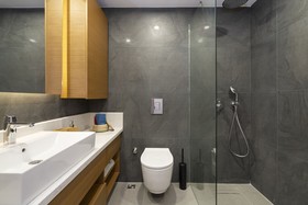 Veranda Beach Suites