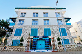 Dam Hotel Lara
