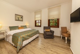Zemira Garden Hotel