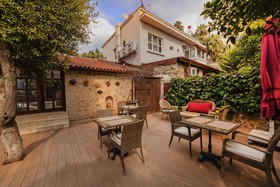 Zemira Garden Hotel
