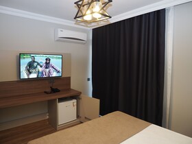 Zenia Otel