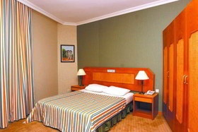 UTOPIA Resort & Residence