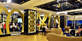 Azura Deluxe Resort & Spa Hotel
