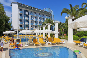 Club Aqua Plaza