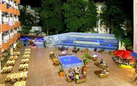 Club Aqua Plaza