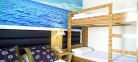 Club Aqua Plaza