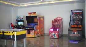 Club Aqua Plaza