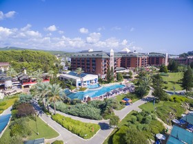 AQI Pegasos Resort