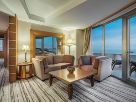 Rixos Sungate