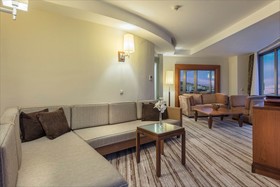 Rixos Sungate