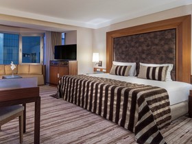 Rixos Sungate