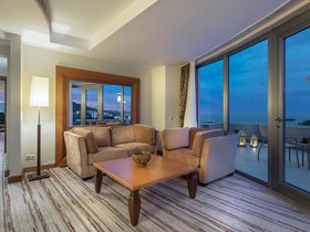 Rixos Sungate