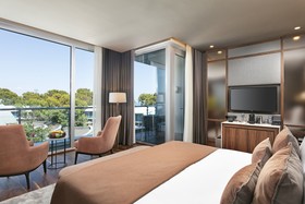 Rixos Sungate