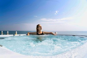 Rixos Sungate