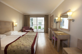 Max Holiday Hotels Belek