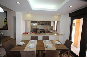 The Wind Sycamore Holiday Villas