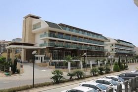 Crystal Waterworld Park Resort & Spa