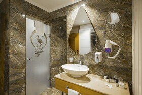 Port Nature Luxury Resort Hotel & Spa