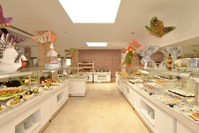 Lucida Beach Hotel