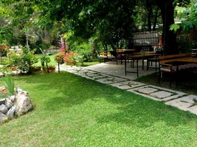 Arya Holiday Houses