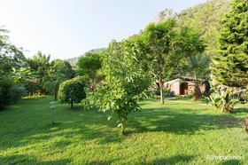 Canada Hotel & Bungalows