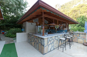 Canada Hotel & Bungalows