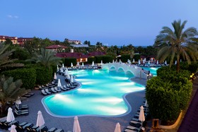 Club Grand Side