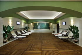 Club Grand Side