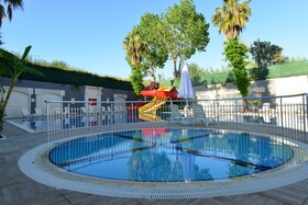 Q Ella Beach Hotel