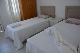 Hira Hotel