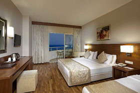 Roma Beach Resort & Spa