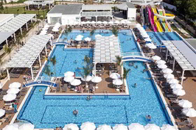 Karmir Resort & Spa