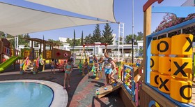 Karmir Resort & Spa