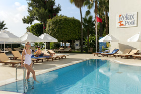 Seven Seas Hotel Life