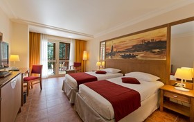 Seven Seas Hotel Life