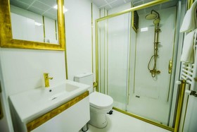 Rosa Therapy Hotel