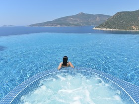Kalamar Hotel