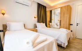 Kaya Apartments