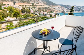 Kaya Apartments