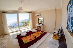 Villa Nar