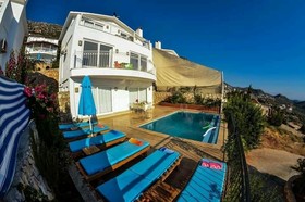 Villa Orkide